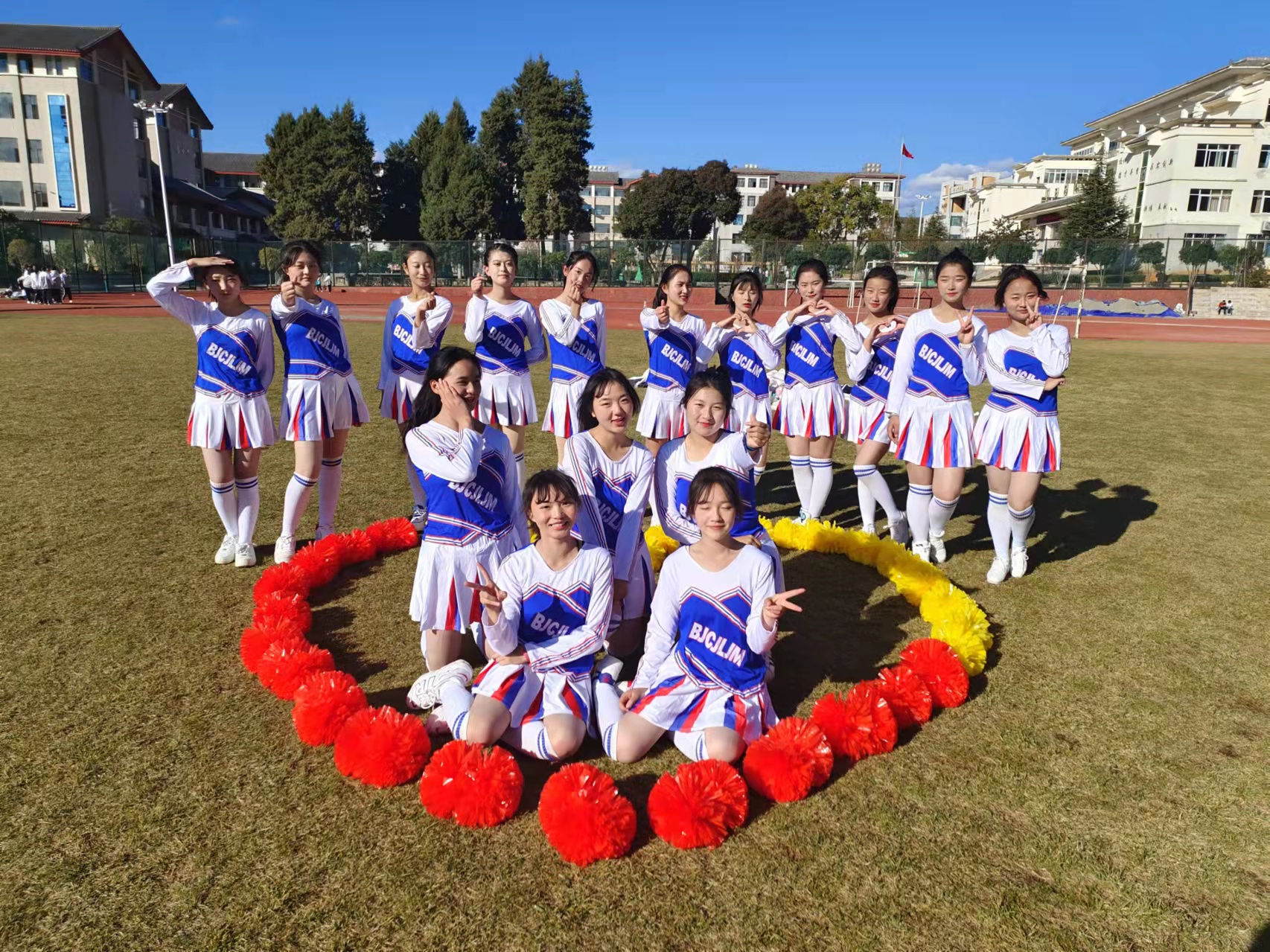 云南省青少年啦啦操四级联赛迪庆,云南省啦啦操四级联赛高中二等奖