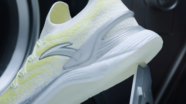 安踏创跑鞋2.0,安踏跑鞋创2.0马拉松