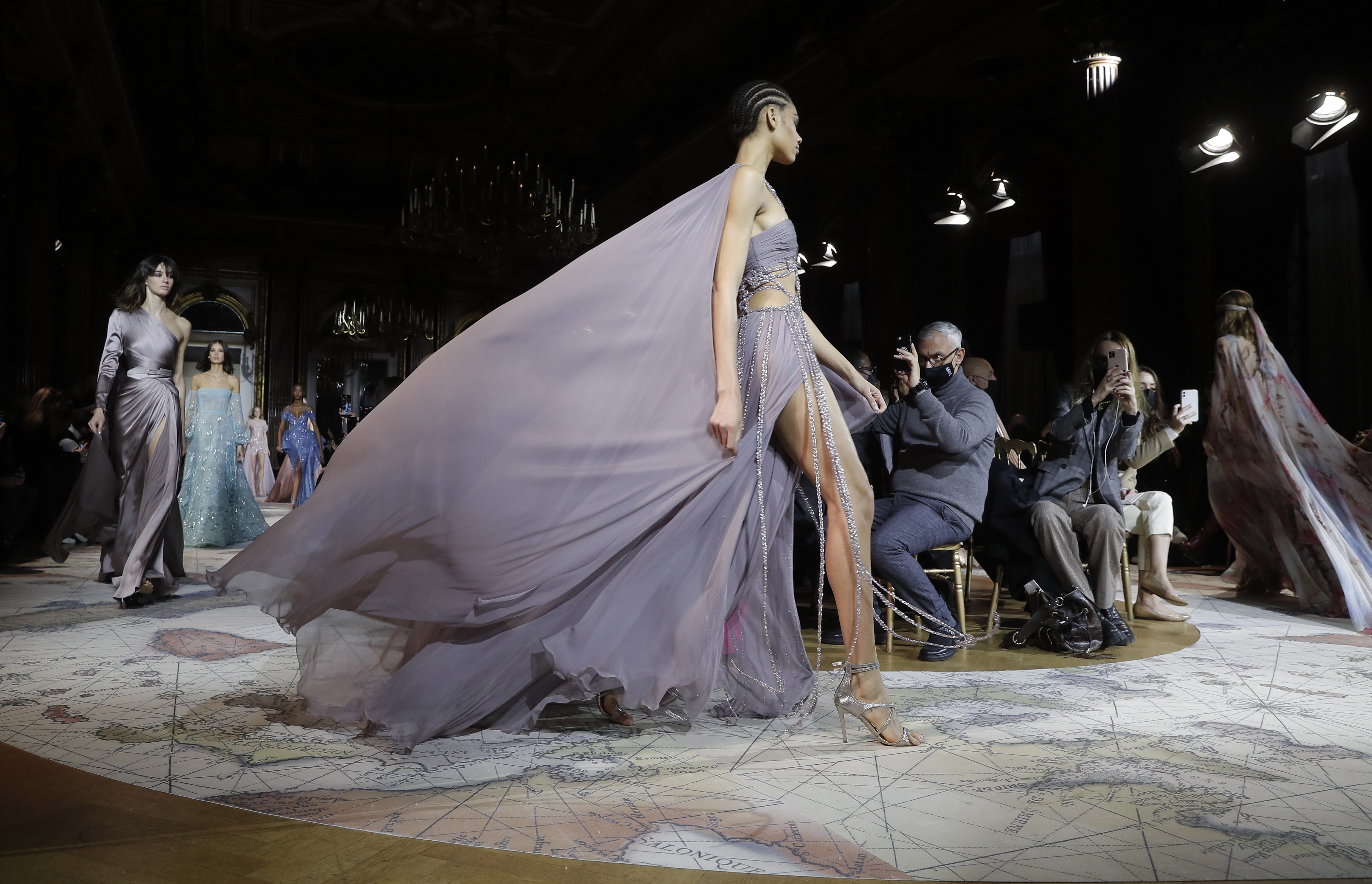 巴黎时装周2024高定,巴黎时装周2022高定