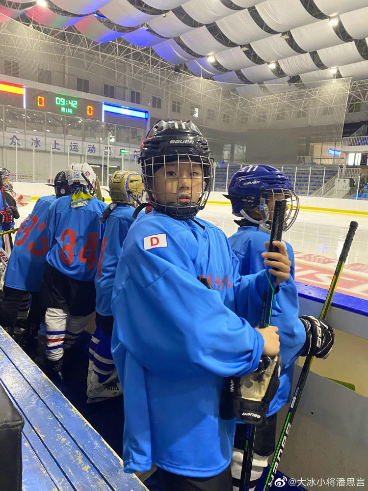 冰球小子潘思言视频,冰球小将潘思言