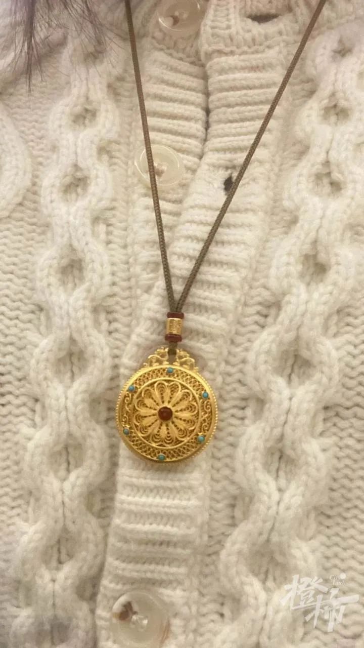 每个月买一颗金豆豆划算吗,一天攒一颗小金豆几年后变成富婆