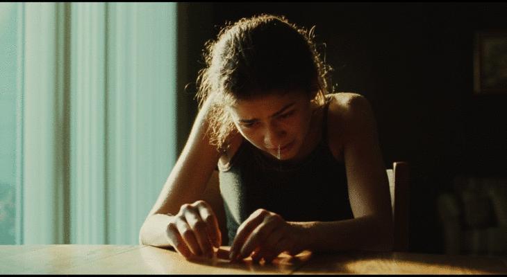 《亢奋》：性与*品毒**背后，Z世代的伤感自白