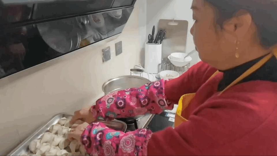 春日尝鲜荠菜春笋鲜肉汤饺,3款荠菜美食寻找春天的味道