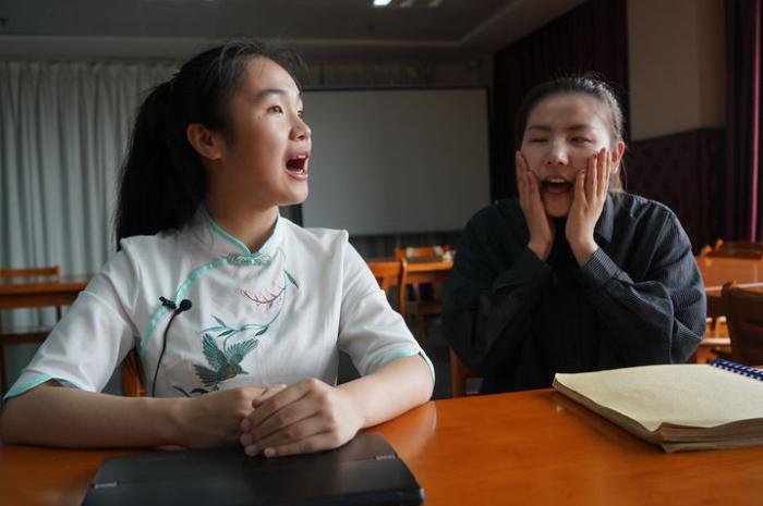 “残疾人也可以活出精彩的人生”——以习*平近**同志为核心的*党**中央关心残疾人事业纪实