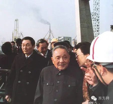 那年今天，*小平邓**骨灰撒入大海！在上海，他讲了哪些话？重温珍贵画面→