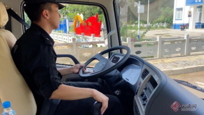 两年6000吨，小孔的边境送水记