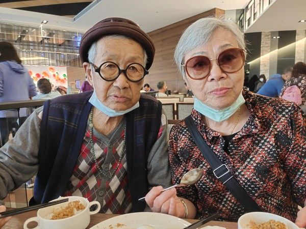 脱线4年前误信偏方「中药当水喝」肾衰竭长子早夭悲痛亲做小棺材