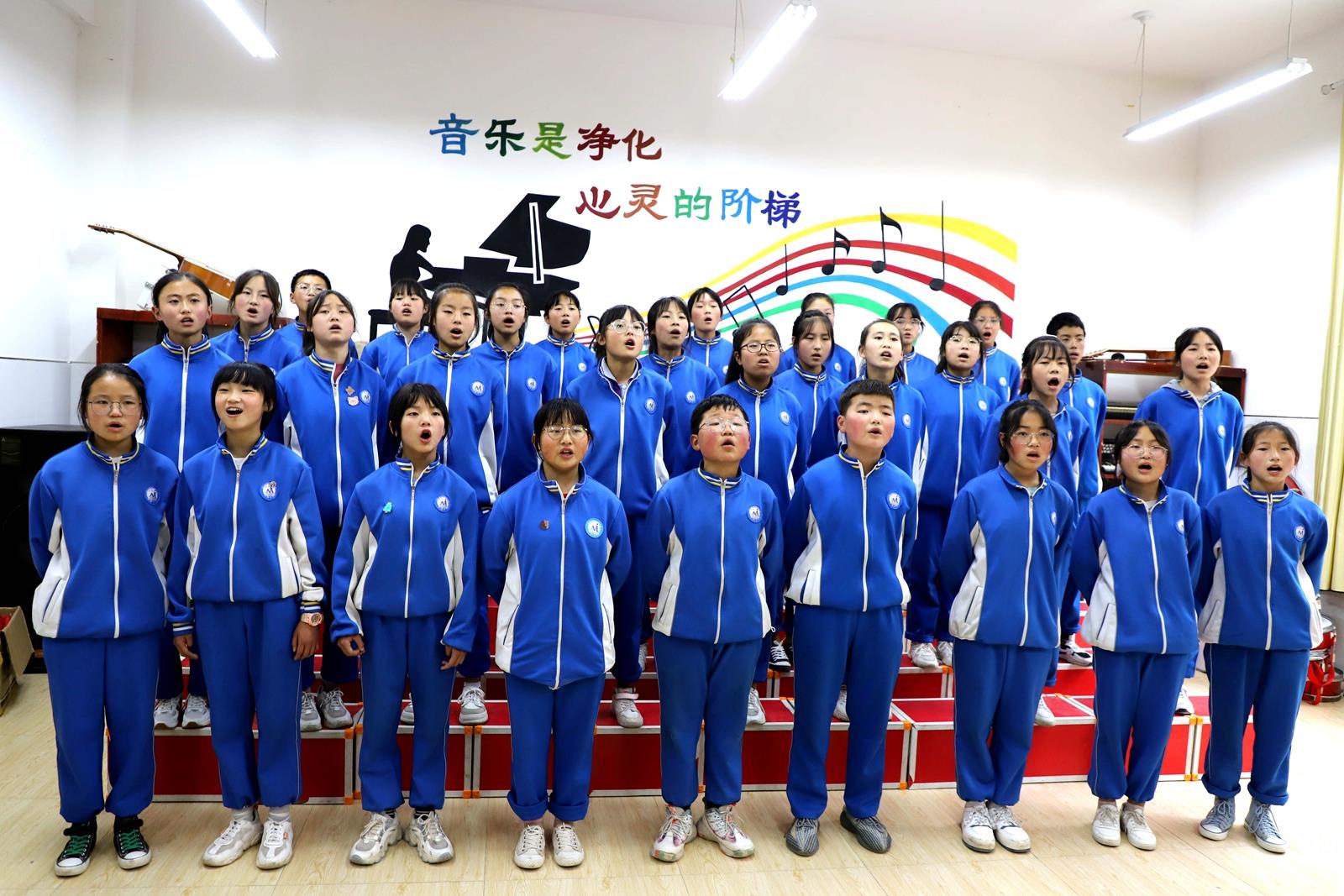 武山县四门初中：素质教育绽放绚丽青春