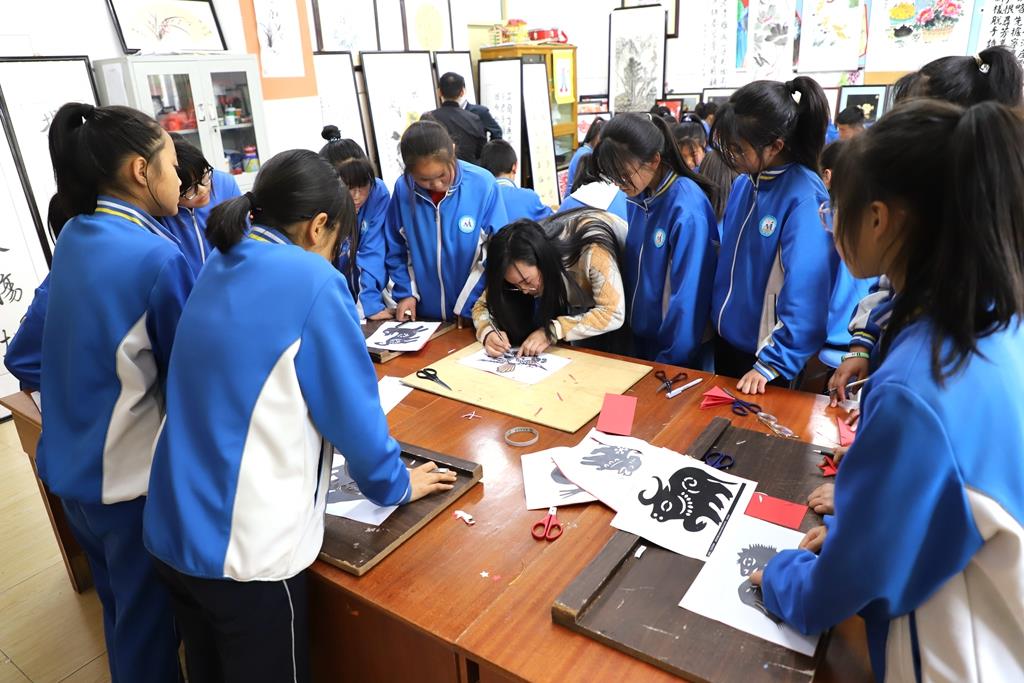 武山县四门初中：素质教育绽放绚丽青春