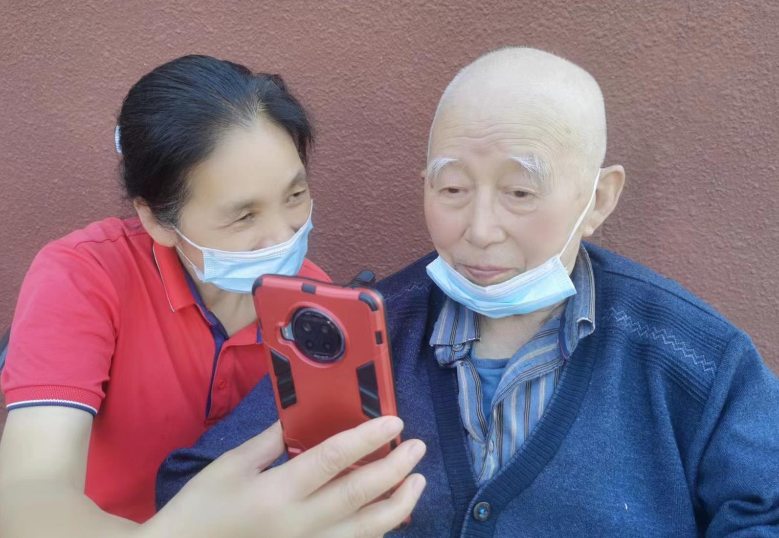 北京疫情下，90多位老人的“安全岛”