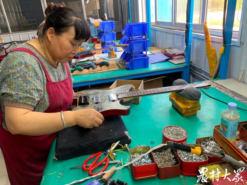 山东手工吉他,青岛手作吉他