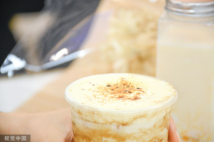 9元一杯，喜茶、奈雪想“卷”死同行