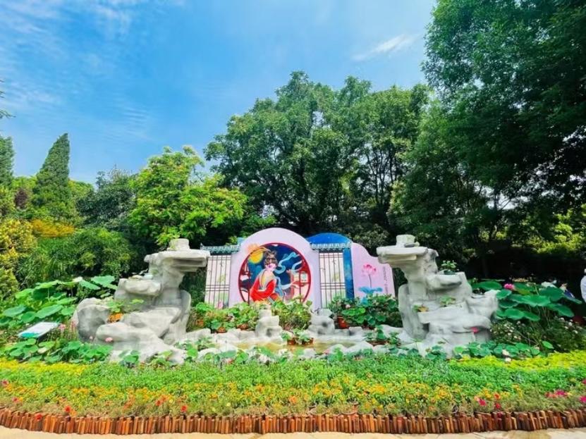 济南历下夏游,济南夏季旅游攻略