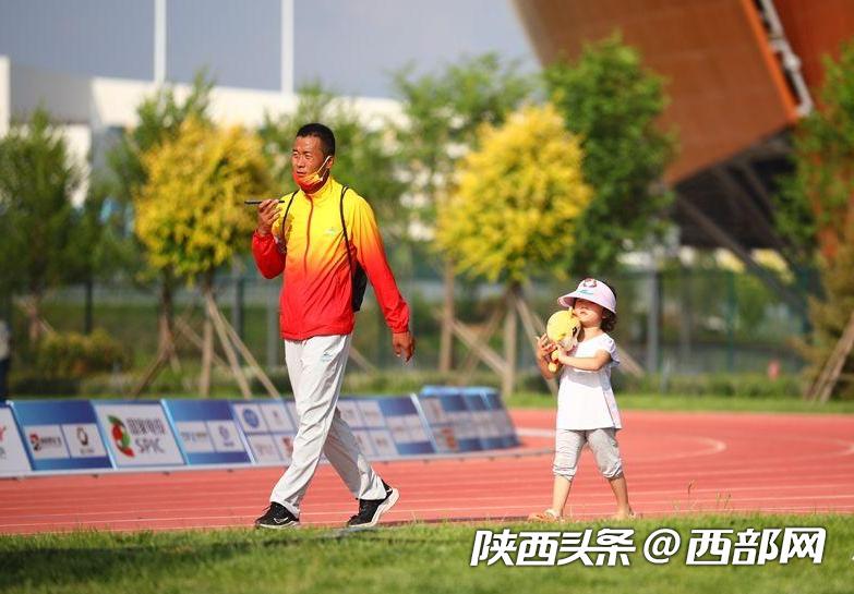 陕西省榆林市17届运动会全程视频,陕西榆林运动会开幕式