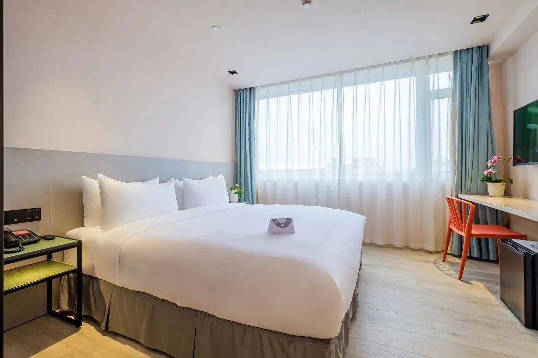 免费住宿活动多久,免费住酒店10天