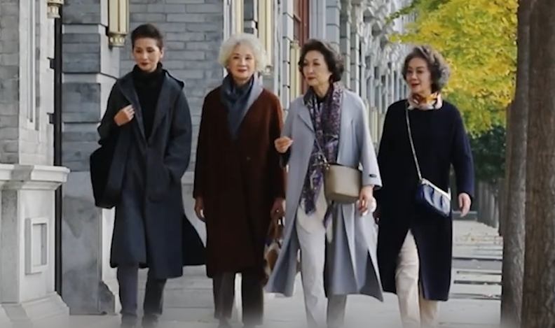 一条短视频圈粉40万，*放播**2亿次？“银发网红”破圈背后...