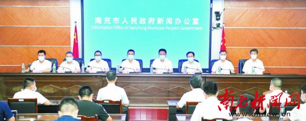 走访困难学生精准资助帮扶新闻,慰问困难学生送温暖活动简报