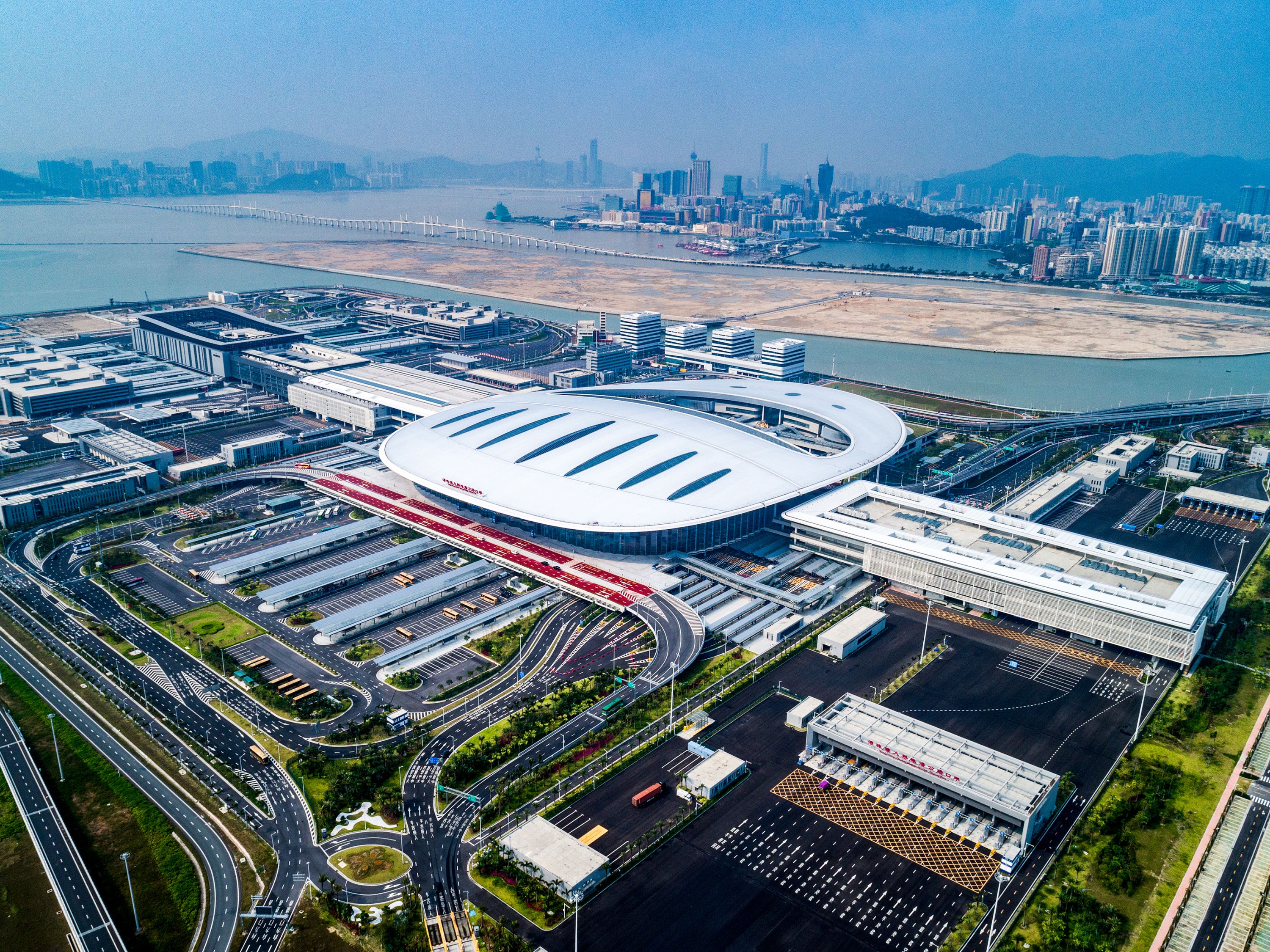 踔厉奋发新征程共同铸就中国梦,踔厉奋发谋新篇勠力同心开新局