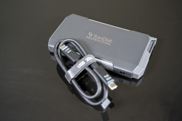 闪迪固态硬盘内部结构,闪迪大师固态硬盘评测