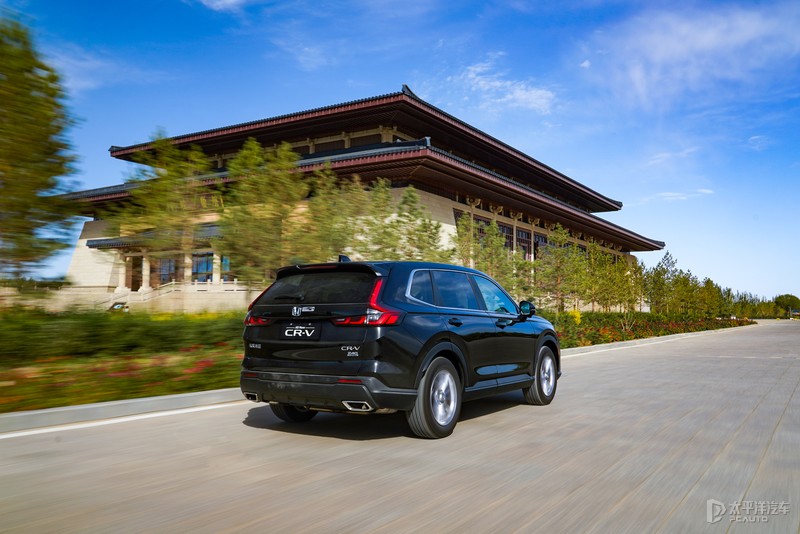 全新一代东本crv,东本crv两驱混动风尚版报价