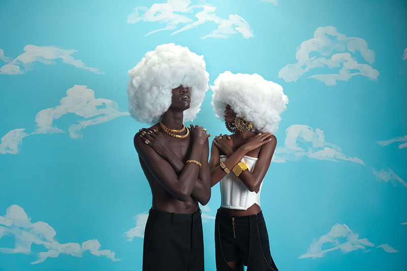 今日消费资讯：BALMAIN带来2022秋冬系列全新大片、YIN隐入驻连卡佛