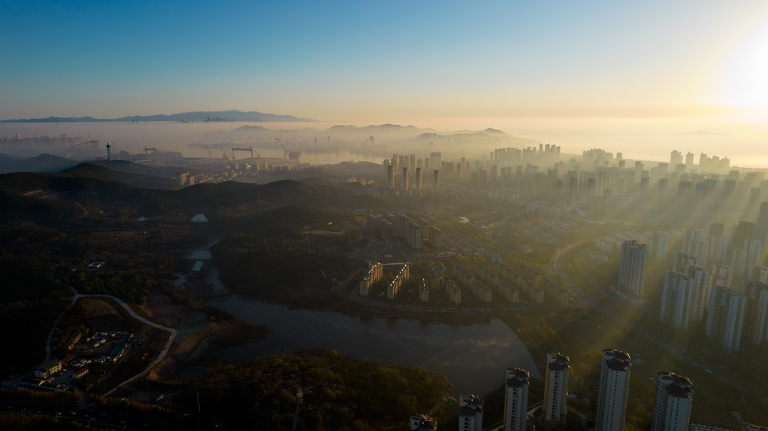 今日小雪寒意渐浓注意保暖,今日小雪天地初寒岁月安暖