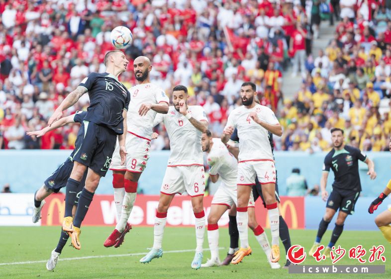 澳大利亚2-1击败黎巴嫩,澳大利亚1比0击败突尼斯