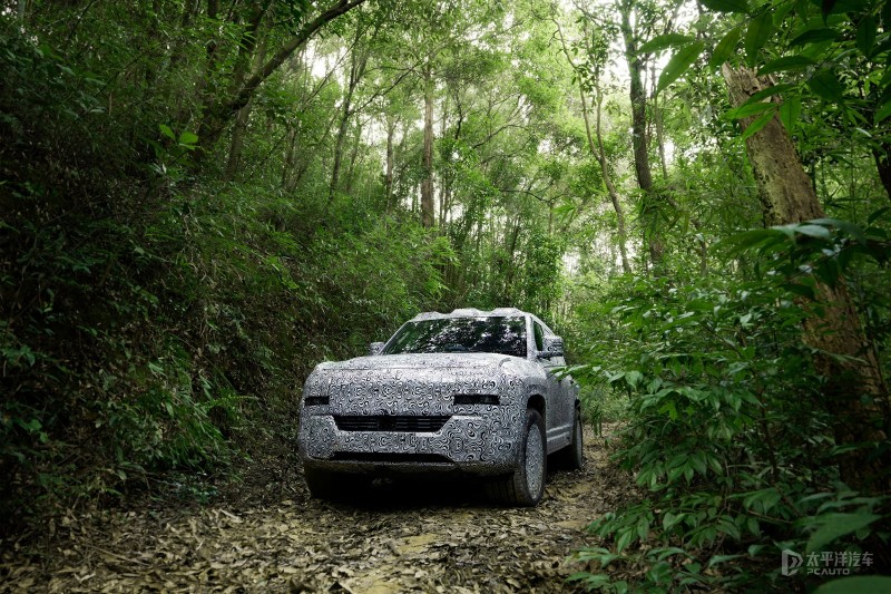 比亚迪新款r1,比亚迪最新车型对标奔驰