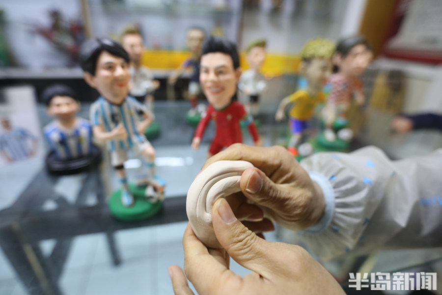 面塑比赛作品,面塑世界杯吉祥物怎么捏