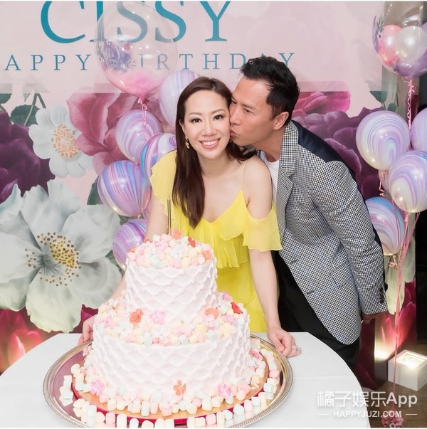 甄子丹全家近照曝光,还记得精武门吗