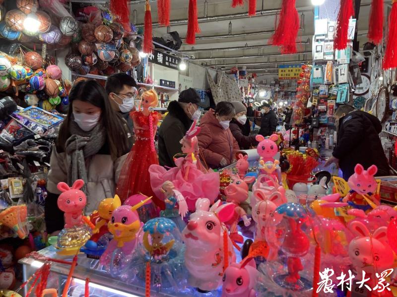 小商品批发市场五区分布图,5元店小商品最全批发市场在哪里