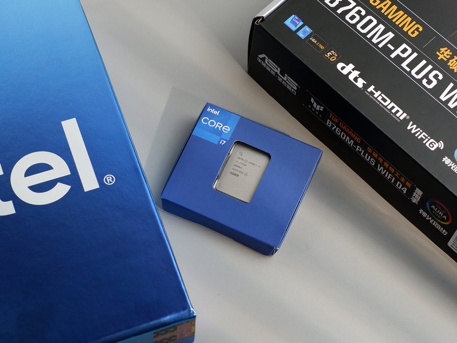 英特尔i713700k核显性能,英特尔13代超高性能酷睿i7