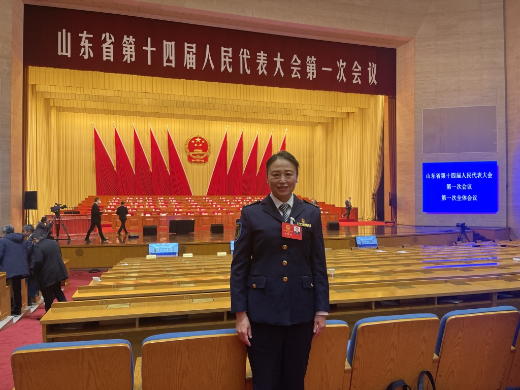 *会两**面对面丨强省建设青岛力量代表委员热议*会两**收获满满，团结实干奋进新征程