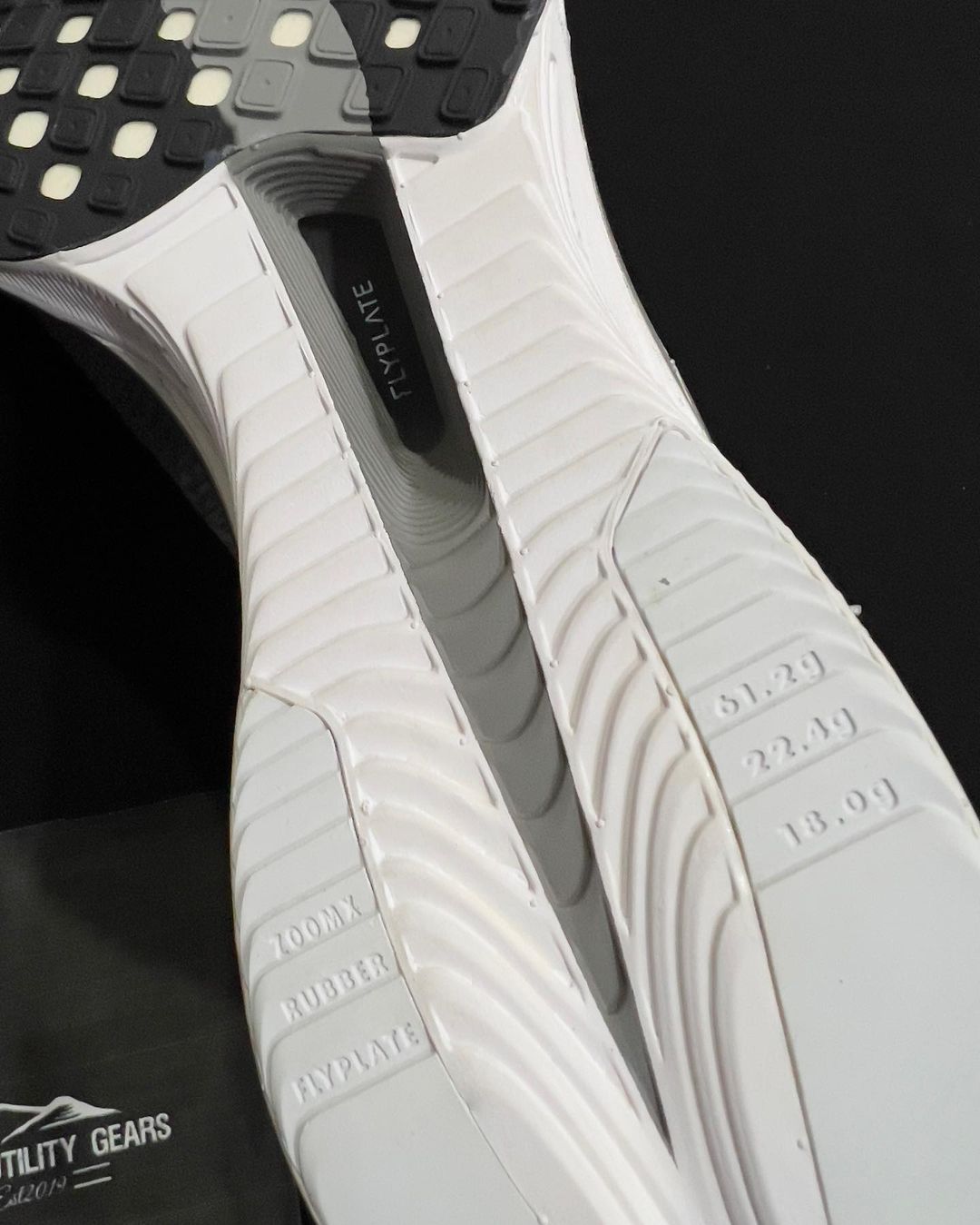 钻石nikeaj1,钻石鞋上的nike