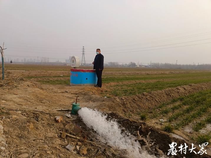 土地灌溉一小时水费350元合理吗,每亩50元水费