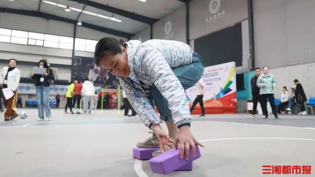 趣味运动会鼓舞人心视频,趣味十足的体育盛会