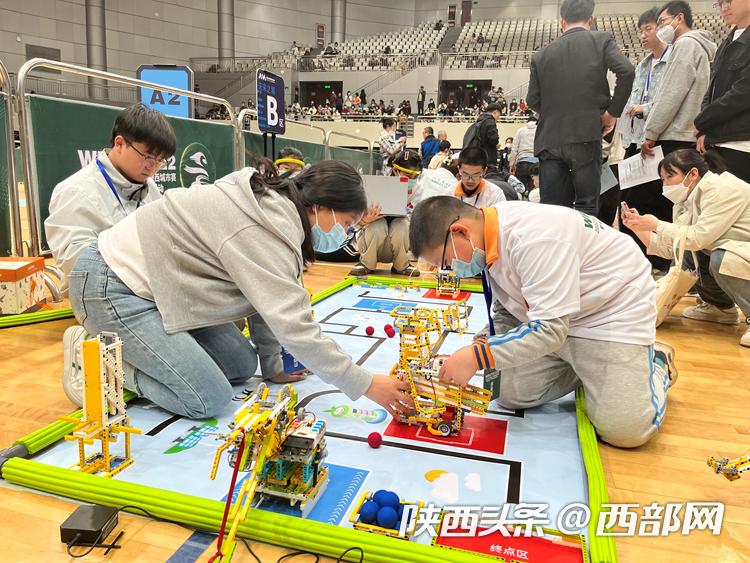 鏉ョ湅鐪嬫満鍣ㄤ汉澶т細璧涘満绮惧僵鐬棿,2022骞撮檿瑗垮伐涓氭満鍣ㄤ汉澶ц禌