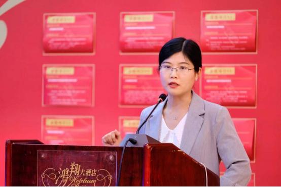 扎根电网施工一线爱岗敬业,班组天地杂志封面