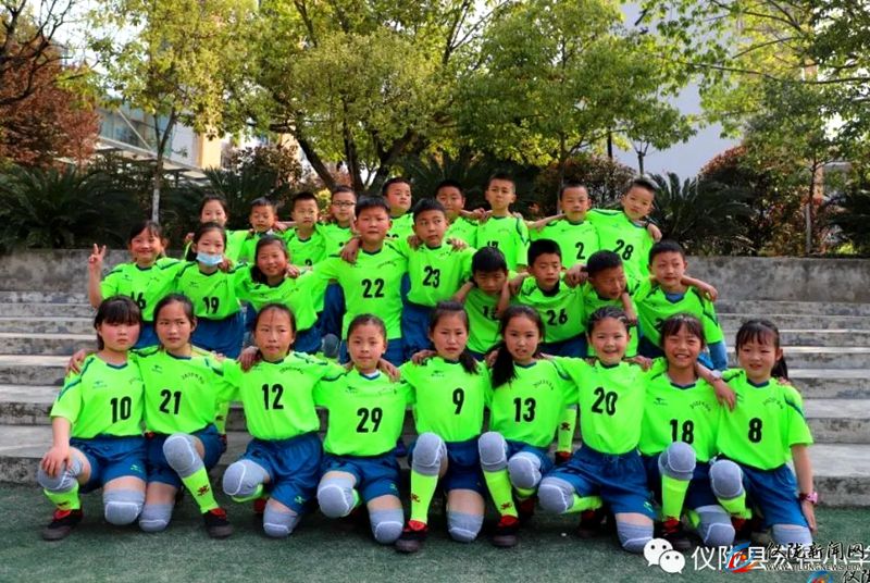 绿茵逐梦足够精彩复杂,绿茵逐梦足够精彩球衣