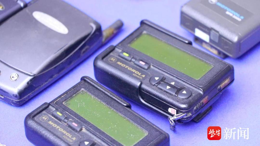 【乐活南京人】BB机、大哥大、复读机、随身听……南京通讯“收藏达人”带你“穿越时光”