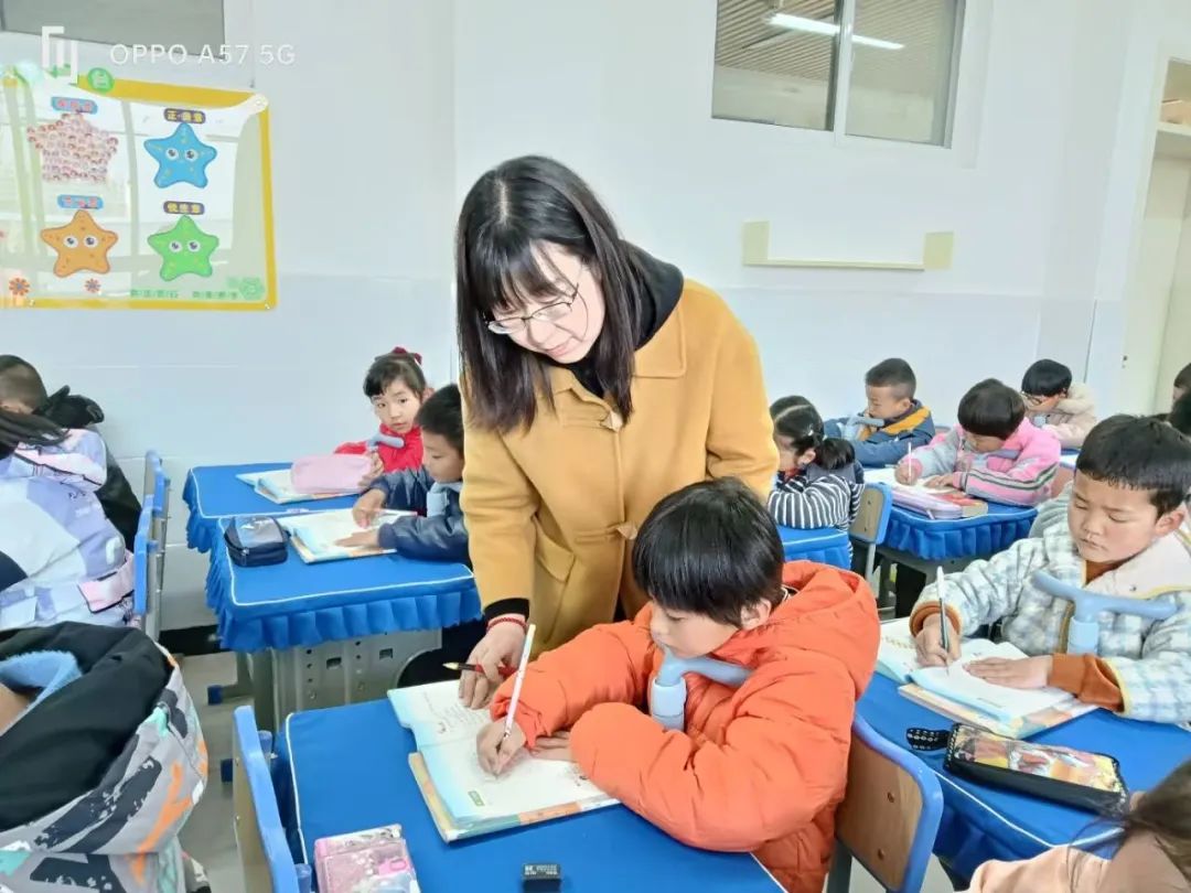 教育路上，爱与责任同行：记临洮县椒山小学王娟老师
