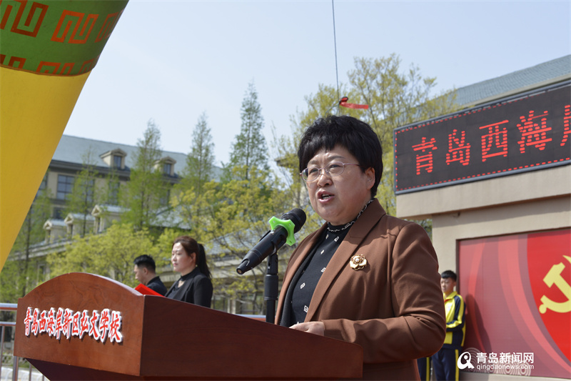 走进校园扎根新区足球青训西海岸俱乐部与弘文学校正式签约