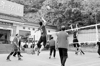 春光正好一起去旅游,春光正好适合运动