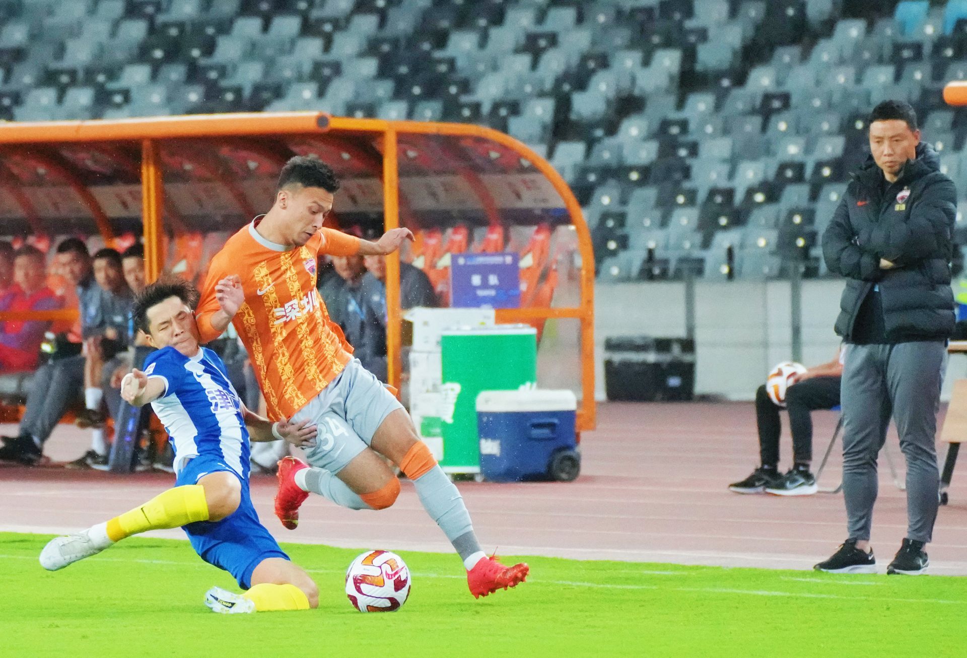 天津津门虎战平深圳队全场,天津津门虎0-1不敌北京国安