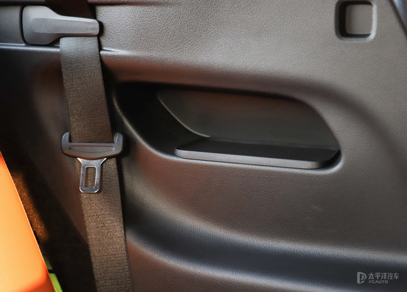 7.6秒破百实测2018款奔驰glc300,深度试驾奔驰glc300l2024款