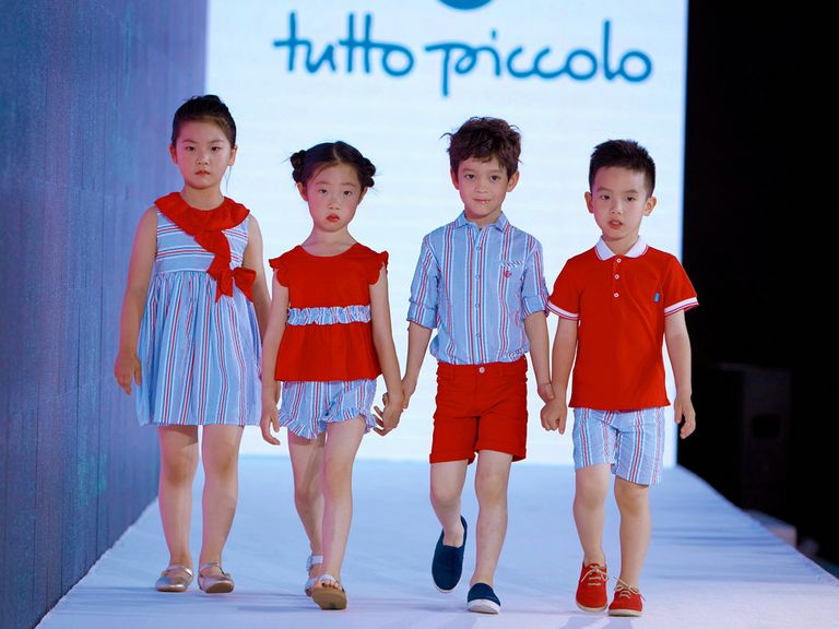 儿童时装周开幕多个国际品牌亮相,儿童春季时装周