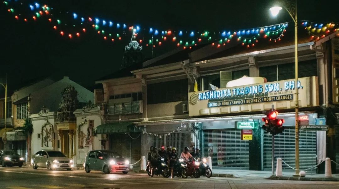马来西亚大型货船,马来西亚港口货船