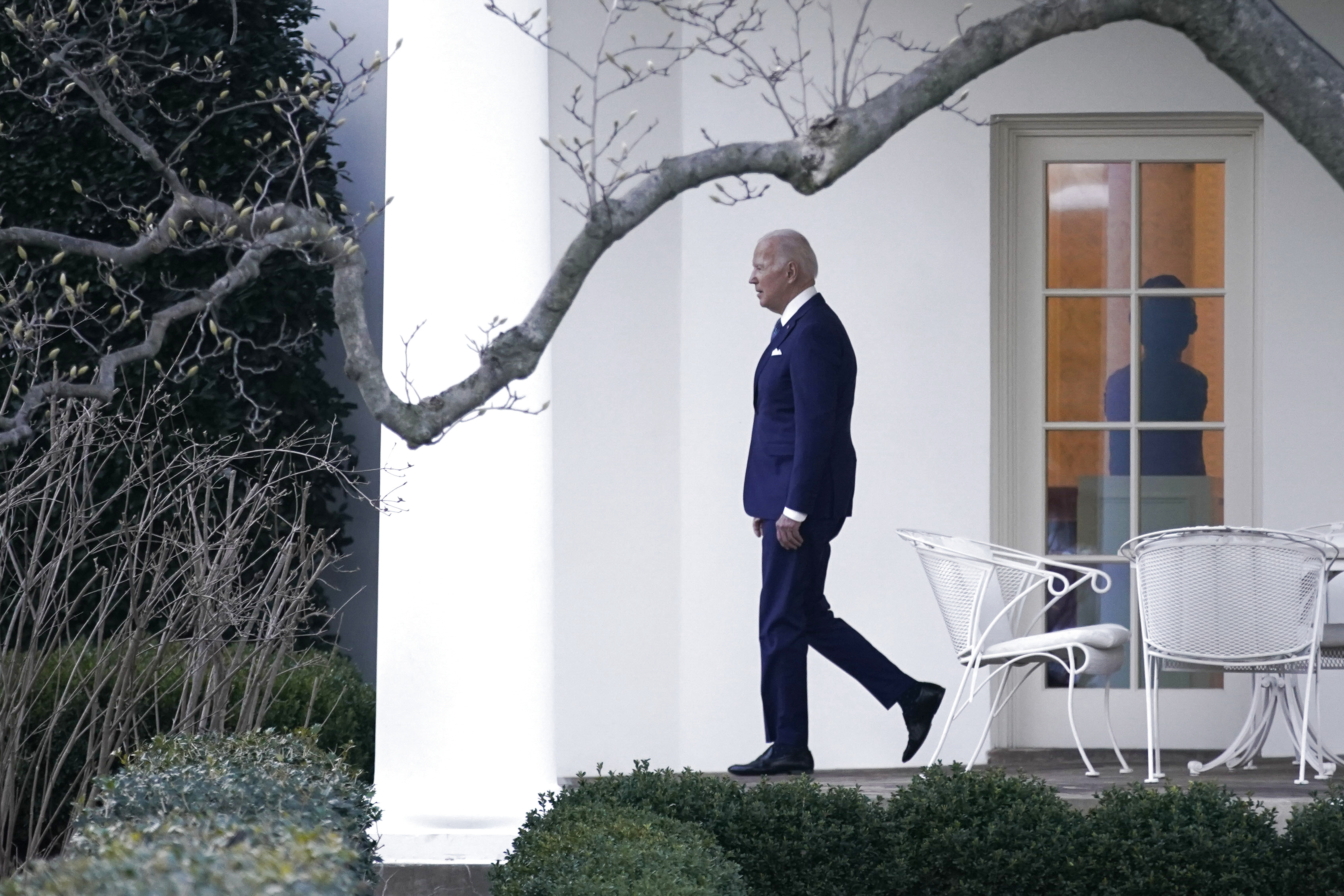 美国贸易战损招造成多输局面——起底美国贸易战反智本质述评之一