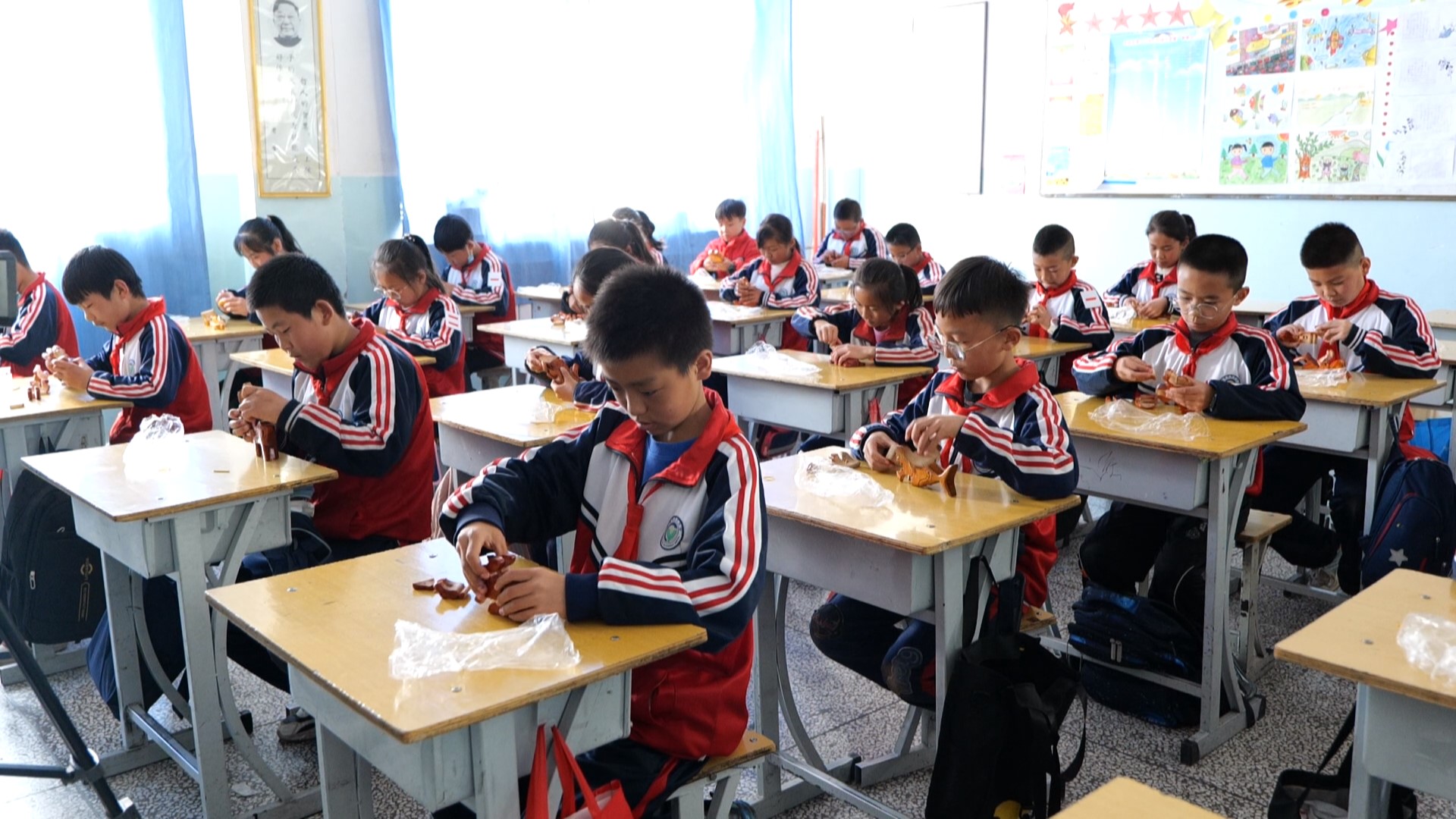 “匠心课程”走进学校一榫一卯探索古建奥妙