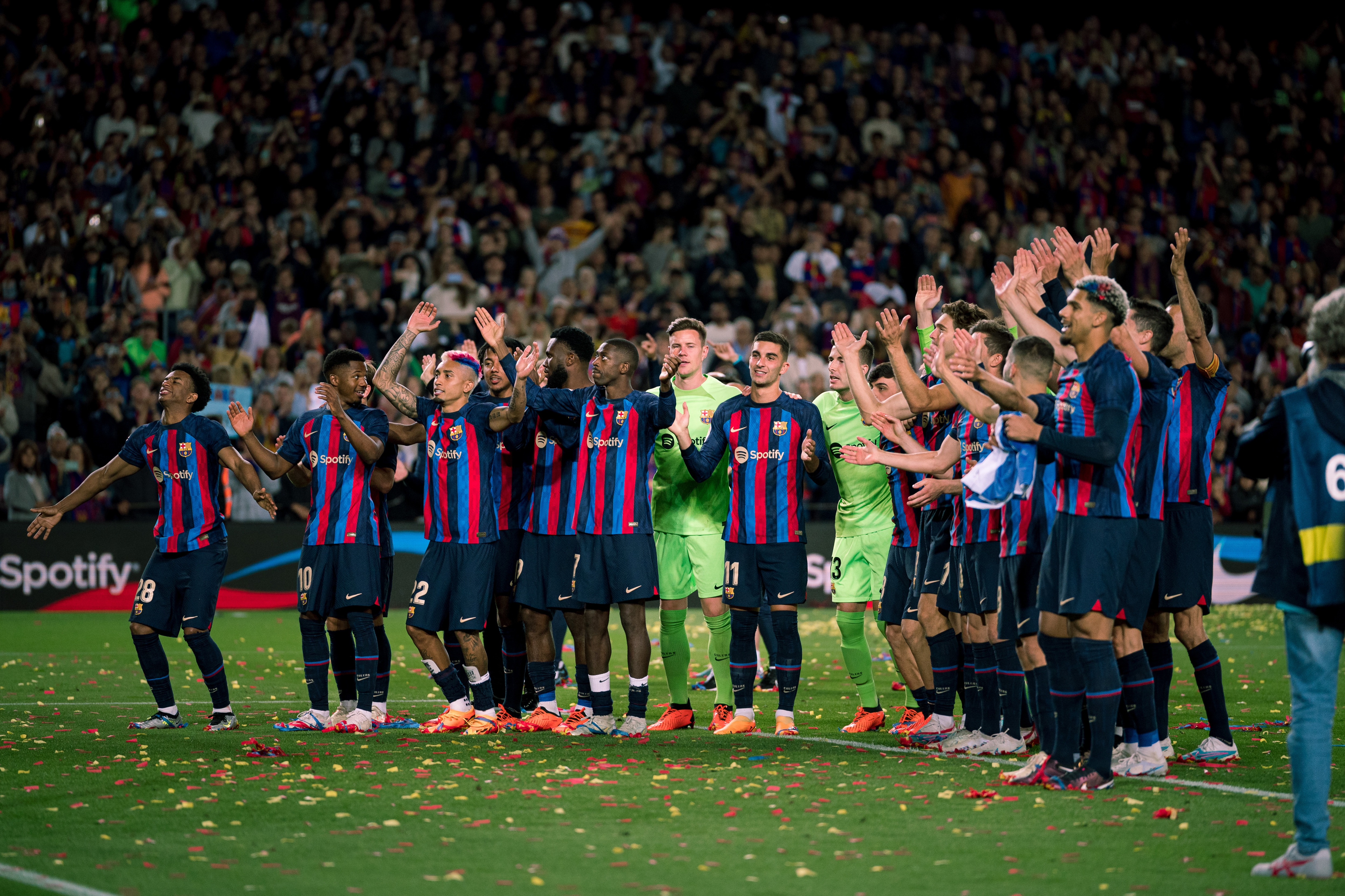 10-11西甲巴萨联赛夺冠,体育足球西甲巴萨